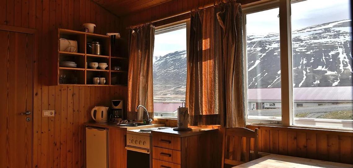 Kaffi Holar Cottages And Apartments Saudarkrokur Kültér fotó